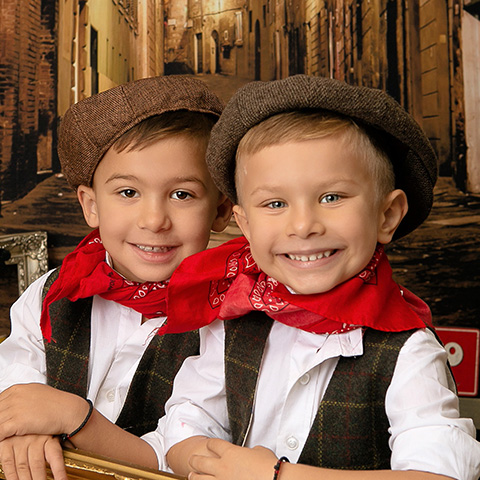 preschool, pre-school, school, nursery, child photographer, Rayleigh photographer, essex photographer, preschool photographer, pre-school photographer, nursery photographer, graduation photo, preschool graduation, graduation gown, pre-school graduation, nursery graduation photos